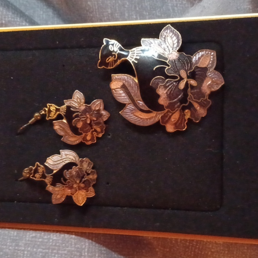 BLACK CAT Cloisonne gold plated Brooch and Pierce Earrings